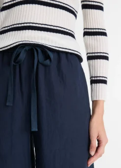 Mid-Rise Utility Drawstring Pant