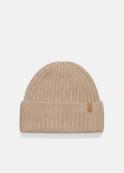 Plush Cashmere Chunky-Knit Beanie