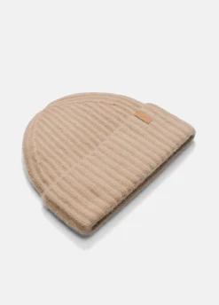 Plush Cashmere Chunky-Knit Beanie