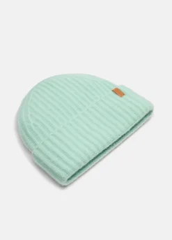 Plush Cashmere Chunky-Knit Beanie